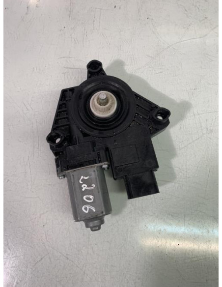 Moteur leve vitre avant gauche BMW SERIE 5 F90 PHASE 2 Essence