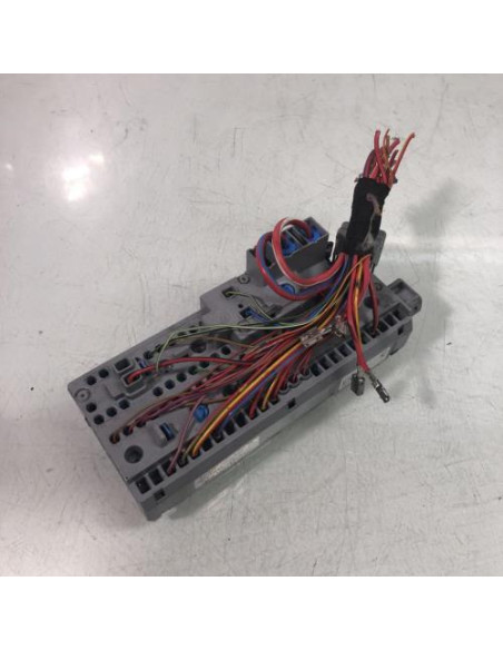 Porte fusible BMW SERIE 5 F90 PHASE 2 Essence