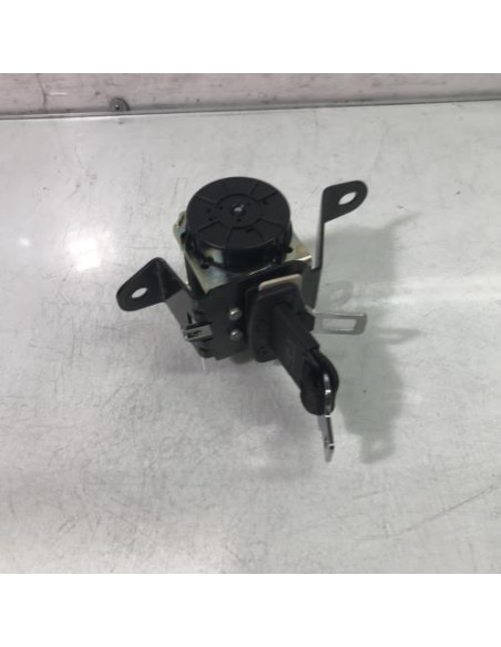 Ceinture arriere centrale MINI MINI 2 R60 COUNTRYMAN BREAK Diesel