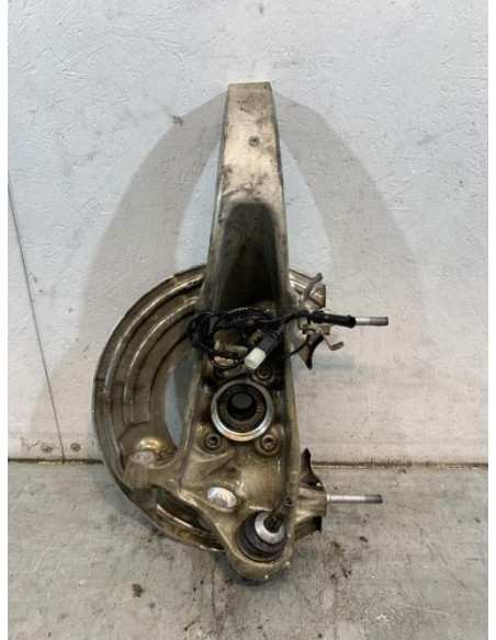 Fusee avant droit BMW SERIE 5 F90 PHASE 2 Essence