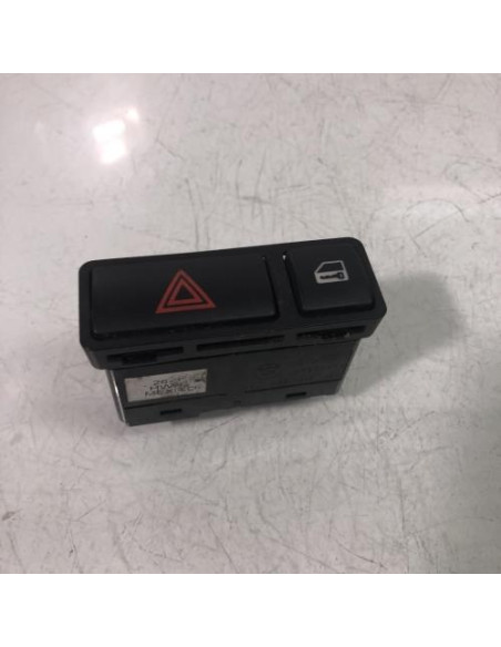 Bouton de warning BMW Z4 E85 ROADSTER PHASE 1 CABRIOLET Essence