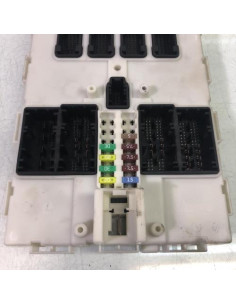 Porte fusible BMW SERIE 1 F21 PHASE 1 Diesel 2