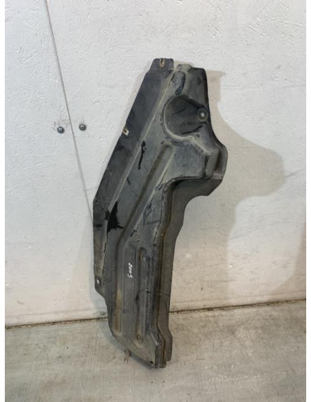 Cache sous moteur BMW SERIE 7 E65 PHASE 1 Diesel