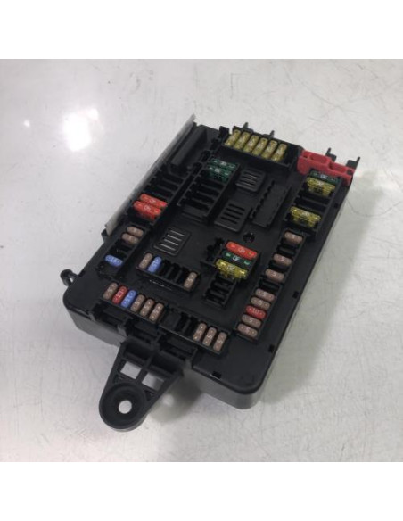 Porte fusible BMW SERIE 1 F20 PHASE 1 Diesel