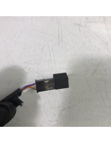 Attache ceinture arriere gauche BMW SERIE 1 F20 PHASE 1 Diesel