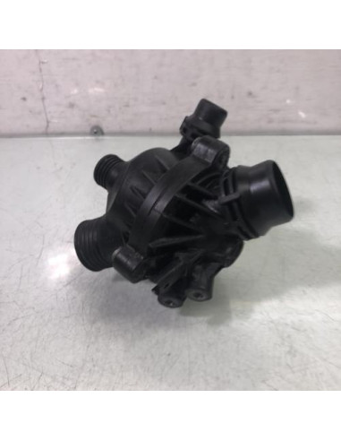 Boitier eau BMW SERIE 1 E88 CABRIO Essence