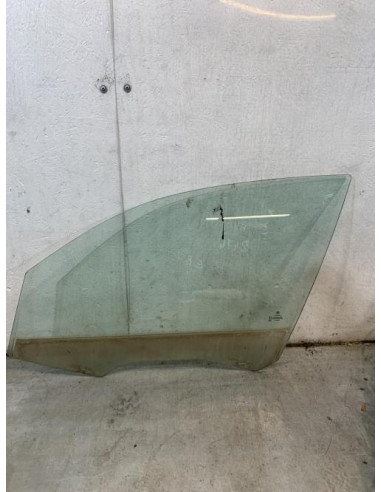 Vitre avant gauche BMW SERIE 1 E87 PHASE 1 Diesel