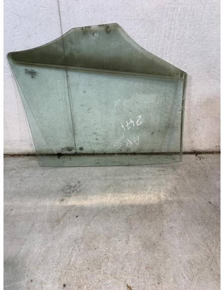 Vitre arriere gauche BMW SERIE 1 E87 PHASE 1 Diesel