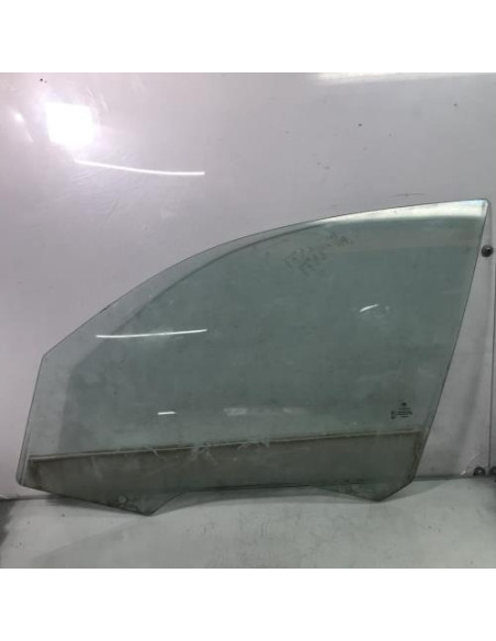 Vitre avant gauche BMW SERIE 1 E87 PHASE 1 Diesel