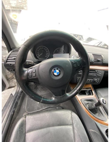 Vitre avant gauche BMW SERIE 1 E87 PHASE 1 Diesel