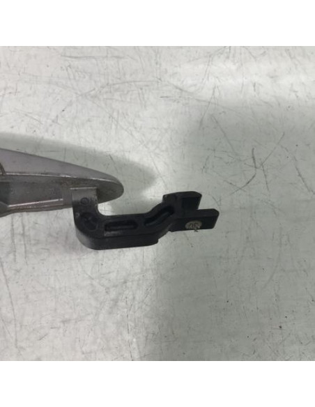 Poignee porte arriere droit BMW SERIE 1 E87 PHASE 1 Diesel