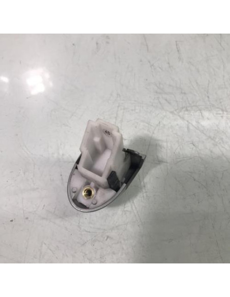 Poignee porte arriere gauche BMW SERIE 1 E87 PHASE 1 Diesel