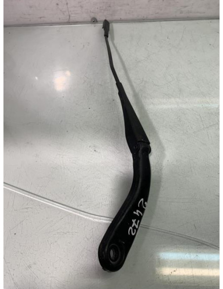 Bras essuie glace avant droit BMW SERIE 1 F21 PHASE 1 Essence