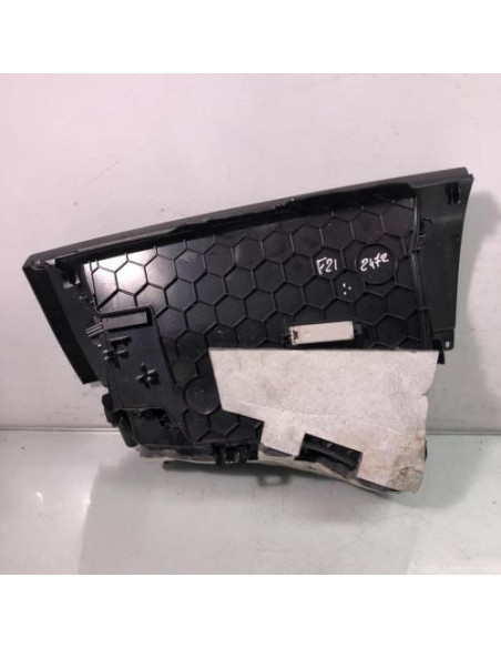 Boite a gants BMW SERIE 1 F21 PHASE 1 Essence