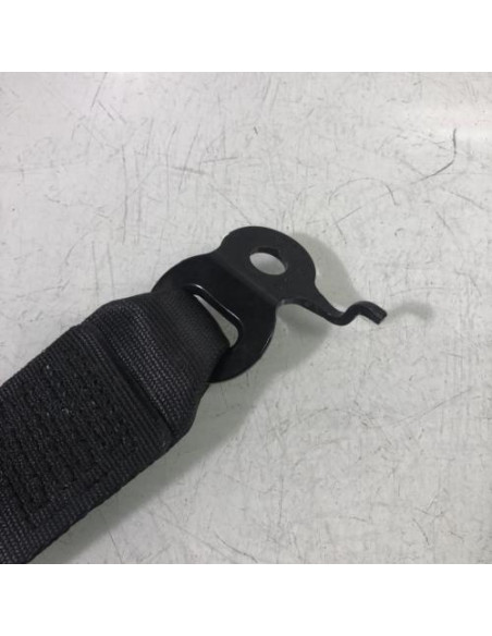 Attache ceinture arriere centrale BMW SERIE 7 F02/F04 LIMOUSINE PHASE 1 
