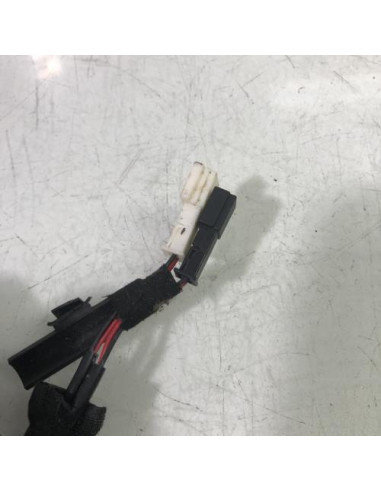 Attache ceinture arriere centrale MINI MINI 2 R56 PHASE 1 Essence