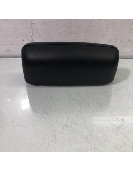 Appui tete arriere BMW SERIE 1 E88 CABRIO Essence