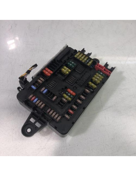 Porte fusible BMW SERIE 1 F21 PHASE 1 Diesel