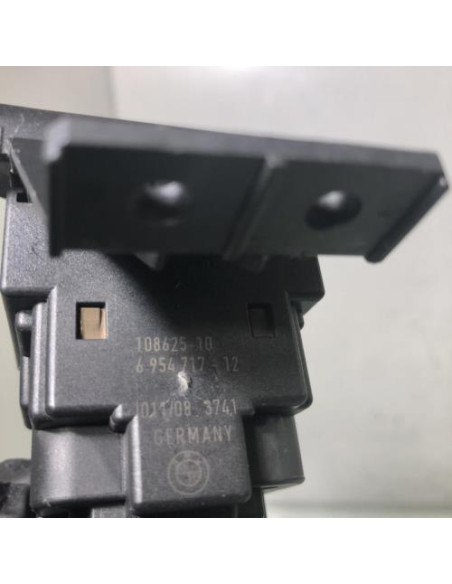 Lecteur de carte (neiman) BMW SERIE 1 E88 CABRIO Essence