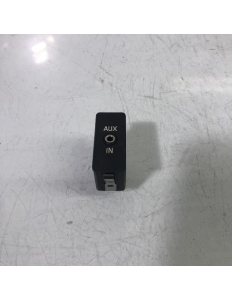 Prise port USB MINI MINI 2 R56 PHASE 1 Essence