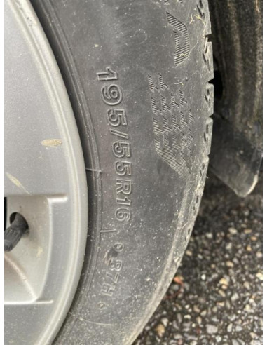 Pare boue avant droit BMW SERIE 1 E87 PHASE 2 Essence