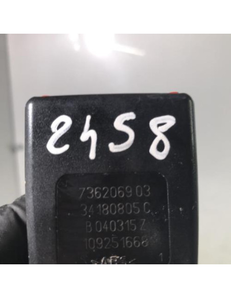 Attache ceinture arriere gauche MINI MINI 3 F55 Diesel