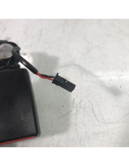 Attache ceinture arriere droit MINI MINI 3 F55 Diesel