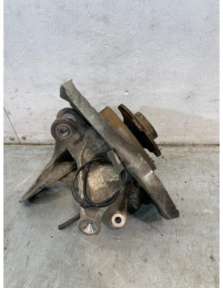 Fusee arriere droit BMW SERIE 5 F07 GRAN TURISMO PHASE 1 