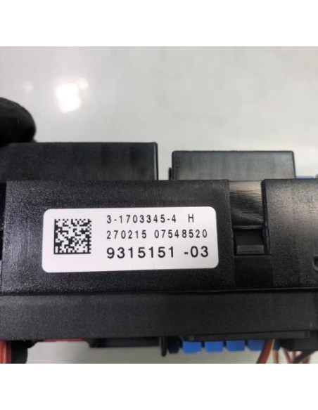 Porte fusible BMW X3 F25 PHASE 2 Diesel