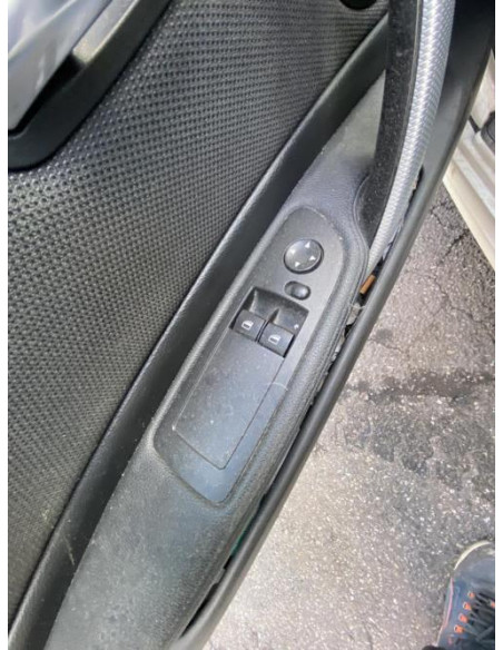 Boitier air bag BMW SERIE 1 E81 Diesel