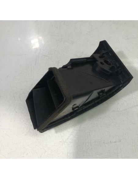 Aerateur tableau de bord avant gauche BMW SERIE 1 E81 Essence