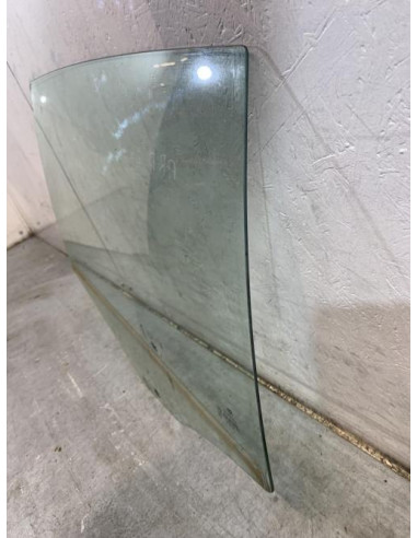 Vitre arriere droit BMW SERIE 1 E87 PHASE 2 Diesel