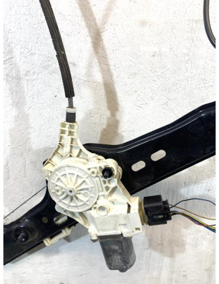 Leve vitre electrique avant gauche BMW SERIE 3 E90 PHASE 1 Diesel