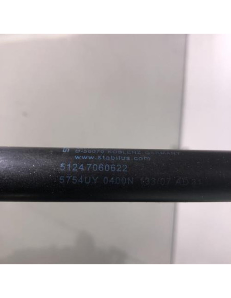 Verin de coffre BMW SERIE 1 E81 Diesel