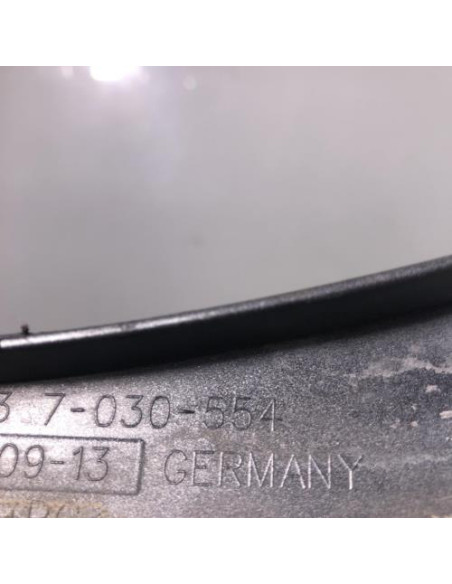 Enjoliveur moustache optique avant droit BMW SERIE 3 E46 TOURING PHASE 2 BREAK 