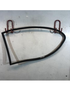 Custode arriere droit BMW SERIE 3 E36 COMPACT Diesel