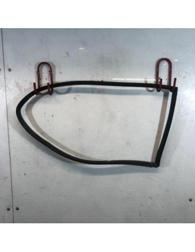 Custode arriere gauche BMW SERIE 3 E36 COMPACT Diesel