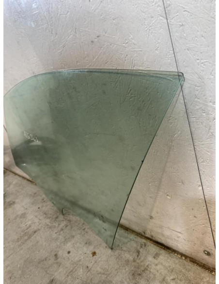 Vitre avant gauche BMW SERIE 2 F45 ACTIVE TOURER PHASE 2 Diesel