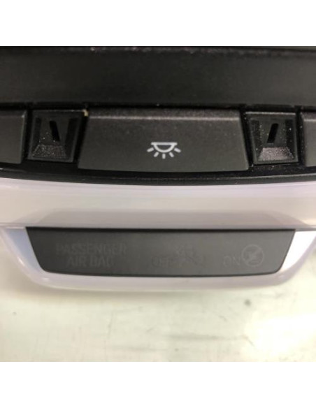 Eclairage de plafonnier BMW SERIE 2 F45 ACTIVE TOURER PHASE 2 Diesel
