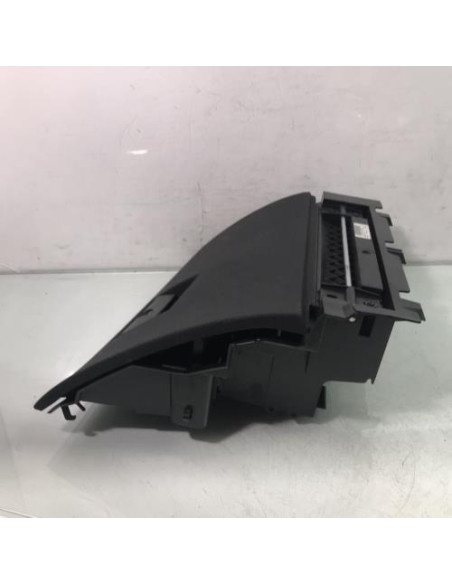 Boite a gants BMW X3 E83 PHASE 1 Diesel