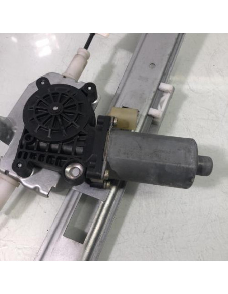 Leve vitre electrique arriere gauche BMW SERIE 3 E46 PHASE 2 Diesel