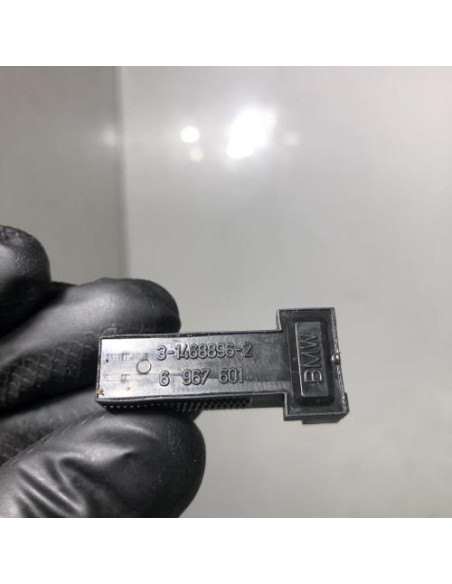 Contacteur feu stop BMW SERIE 1 E88 CABRIO Essence