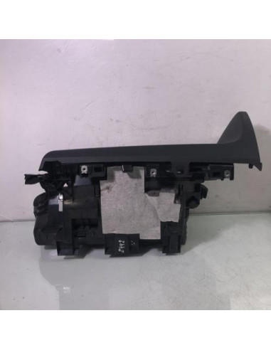 Boite a gants BMW SERIE 1 E88 CABRIO Essence