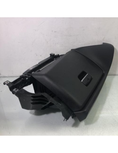 Boite a gants BMW SERIE 1 E88 CABRIO Essence