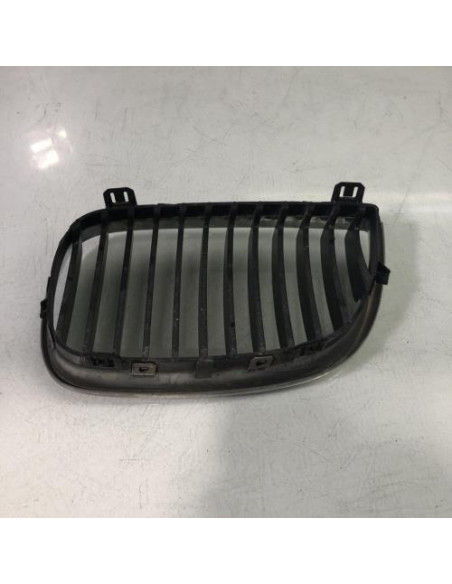 Grille de calandre droite BMW SERIE 1 E81 Diesel
