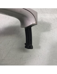 Poignee porte avant gauche BMW SERIE 1 E81 Diesel 2