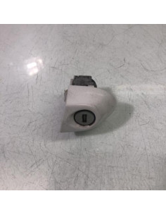 Barillet porte avant gauche BMW SERIE 1 E81 Diesel 2