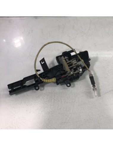 Support poignee porte avant droite BMW SERIE 1 E81 Diesel