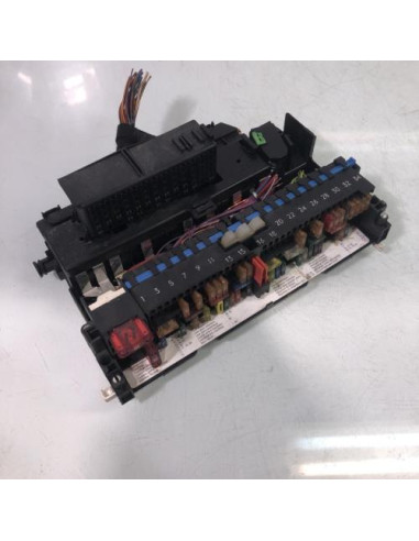 Porte fusible BMW SERIE 3 E46 COMPACT PHASE 1 Diesel