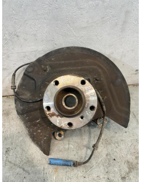 Fusee avant gauche BMW X3 E83 PHASE 2 Diesel